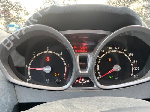 Used Instrument cluster Instrument cluster 30552087 30552087