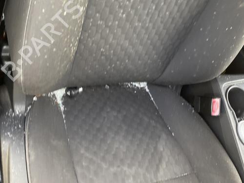 Used Right front seat Right front seat FORD FOCUS III 1.0 EcoBoost (100 hp) 32002879 32002879