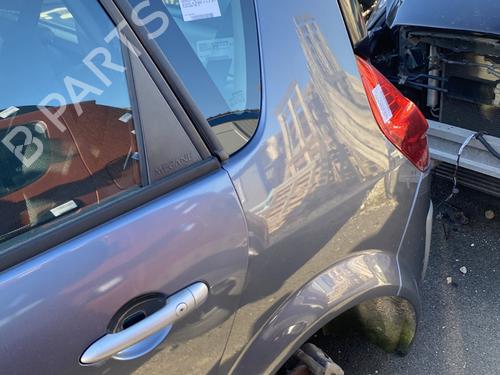 Sidevegg venstre RENAULT SCÉNIC II (JM0/1_) 2.0 dCi (JM1K) (150 hp) 29012962