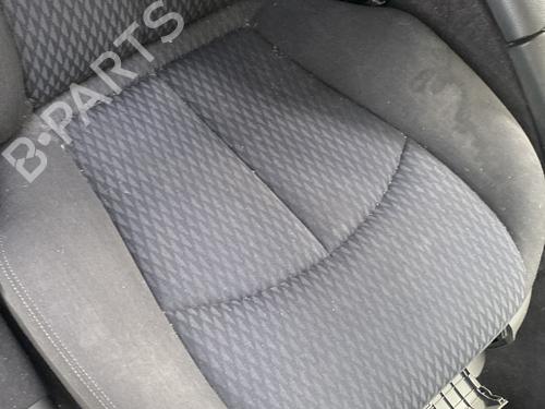 Used Right front seat MERCEDES-BENZ E-CLASS (W211) E 270 CDI (211.016) (177 hp) 26962360