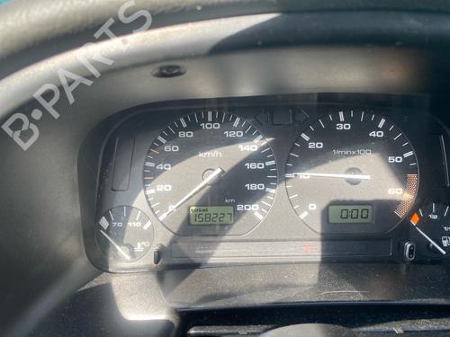 Used Instrument cluster Instrument cluster 38228621 38228621