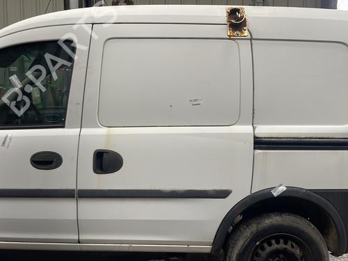 Used Left slide door OPEL COMBO Box Body/MPV 1.3 CDTI 16V (75 hp) 29910773