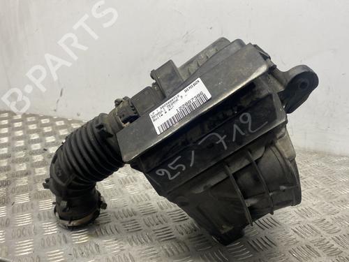 Used Air filter box Air filter box RENAULT MEGANE III Grandtour (KZ0/1) 1.5 dCi (KZ09, KZ0D, KZ1G, KZ29, KZ14, KZ1W, KZ10, KZ1F,... (110 hp) 33183525 33183525