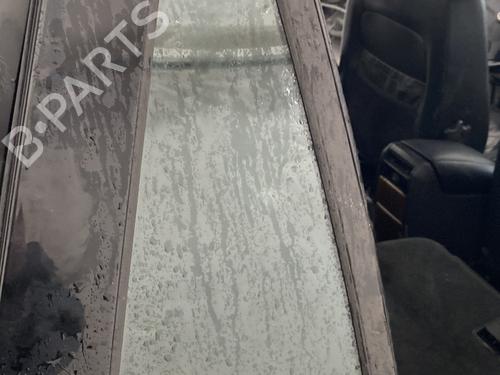 rear-right-door-window-volvo-xc90-i-275-2002-2003-2004-2005-2006-2007-2008-2009-2010-2011-2012-2013-2014-2015-32267924 main image