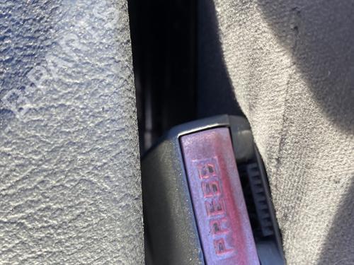 Seat buckle CITROËN C5 I (DC_) 2.0 HDi (DCRHZB, DCRHZE) | BP33725880I32 - Image 3