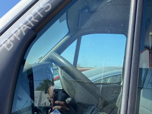 Front left quarter glass RENAULT MASTER II Van (FD) 2.5 dCi 100 (FD0U, FD0V, FD3U, FD3V, FD8U, FD8V) | BP24983137C111 