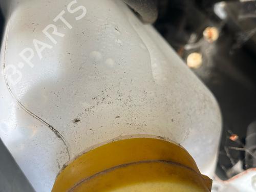 Sprinklertank RENAULT TWINGO III (BCM_, BCA_) 0.9 TCe 90 (BCM9, BCM2) | BP38091996C113 - Image 2