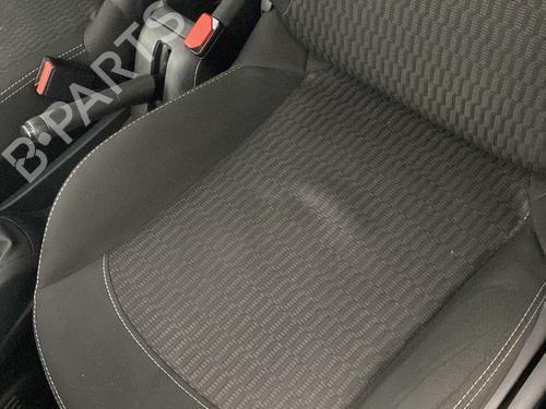 Used Left front seat Left front seat PEUGEOT 208 I (CA_, CC_) 1.6 HDi / BlueHDi 75 (75 hp) 30760532 30760532