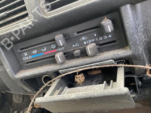 Used Climate control Climate control OPEL FRONTERA A Sport (U92) 2.5 TDS (115 hp) 33553996 33553996