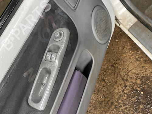 Used Front left panel RENAULT TWINGO I (C06_) 1.2 (C066, C068) (58 hp) 23784435