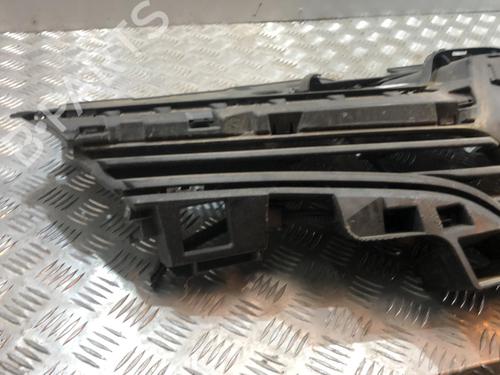 Grille RENAULT CLIO IV (BH_) 1.5 dCi 90 | BP19914528C40 
