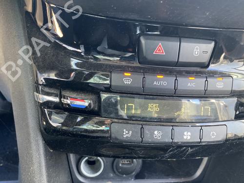 Climate control PEUGEOT 208 I (CA_, CC_) 1.2 THP 110 | BP24886089I5 