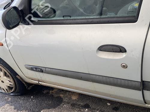 Porta anteriore sinistra RENAULT CLIO II (BB_, CB_) 1.9 dTi (B/CB0U) 7751472474