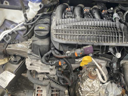 Cache-culbuteurs Cache-culbuteurs PEUGEOT 208 I (CA_, CC_) 1.0 VTi (68 hp) 33933935 33933935