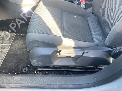 Used Left front seat Left front seat VW GOLF V (1K1) [2003-2010] 33991934 33991934