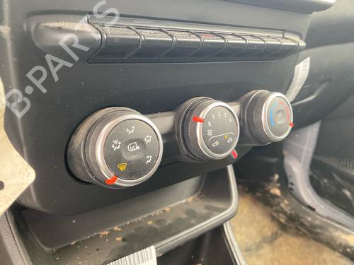 Climate control RENAULT EXPRESS Box Body/MPV 1.5 Blue dCi 95 (F6AB) | BP36337526I5 - Image 2