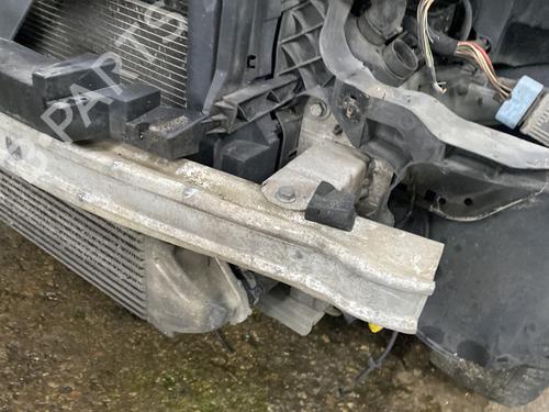 Traversa paraurti anteriore RENAULT GRAND SCÉNIC II (JM0/1_) 2.0 dCi (JM1K) | BP29959060C109