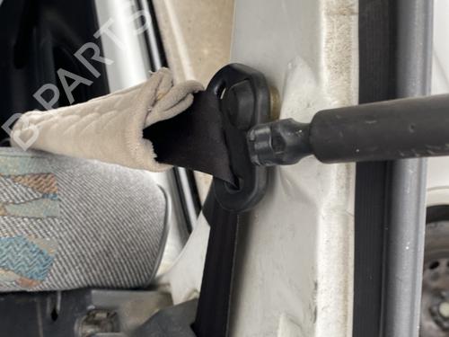 rear-right-seatbelt-peugeot-106-ii-1a_-1c_-1996-1997-1998-1999-2000-2001-2002-2003-2004-2005-32265580 main image