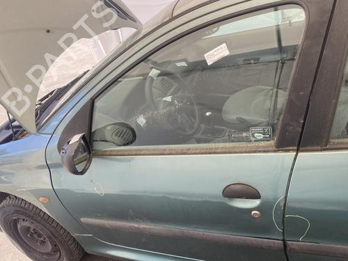 Used Left front door PEUGEOT 206 Hatchback (2A/C) 1.4 i (75 hp) 26881880