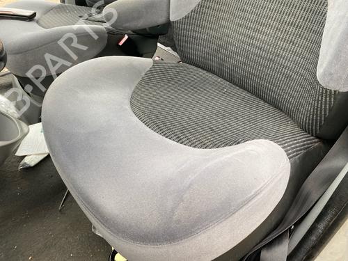 Used Left front seat Left front seat 36337363 36337363