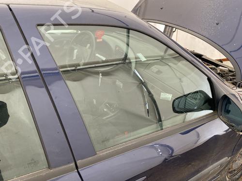Used Front right door window Front right door window 33003201 33003201