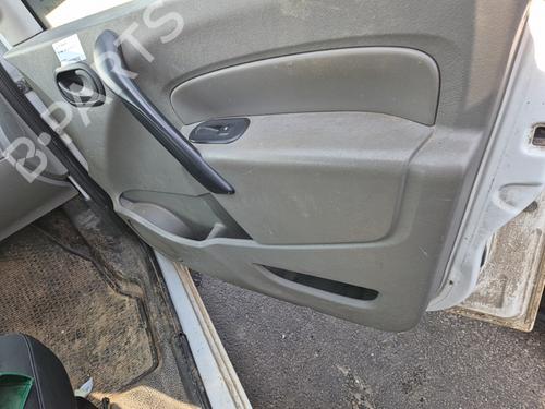 Used Front right panel Front right panel 22124581 22124581