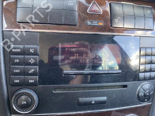 Used Radio Radio 27159497 27159497
