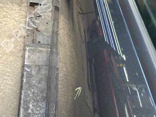 left-front-door-peugeot-208-i-ca_-cc_-2012-2013-2014-2015-2016-2017-2018-2019-2020-2021-29829449 main image