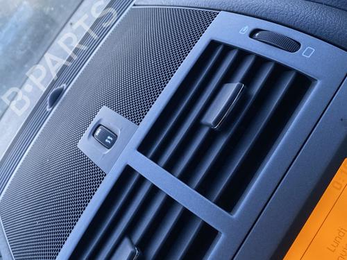 Air vent PEUGEOT 407 (6D_) 1.6 HDi 110 (6D9HZC, 6D9HYC) | BP32030893I21