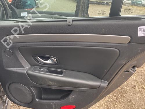 Used Rear right panel RENAULT LAGUNA III (BT0/1) 2.0 dCi (BT07, BT0J, BT14, BT1A, BT1S) (131 hp) 25133674