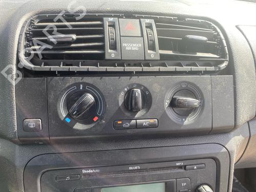 Used Climate control Climate control 38228514 38228514