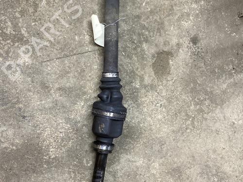 Used Right front driveshaft Right front driveshaft PEUGEOT PARTNER Box Body/MPV 1.6 HDi (75 hp) 31136787 31136787