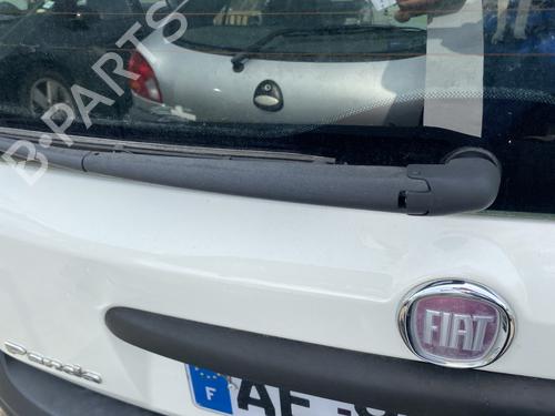 Used Rear wiper motor FIAT PANDA (169_) 1.1 (169.AXA1A) (54 hp) 26508481