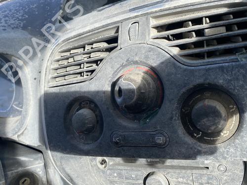 climate-control-renault-kangoo-express-fw01_-2008-32122831 main image