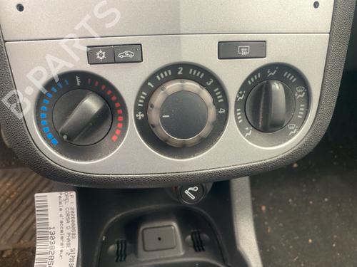 Climate control OPEL CORSA D (S07) 1.0 (L08, L68) | BP37798475I5 - Image 2