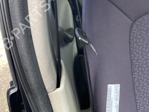 front-right-seatbelt-mercedes-benz-a-class-w168-1997-1998-1999-2000-2001-2002-2003-2004-2005-30061866 main image