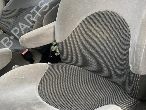 Sæde venstre fortil CITROËN XSARA PICASSO (N68) 1.6 HDi (90 hp) 31719233