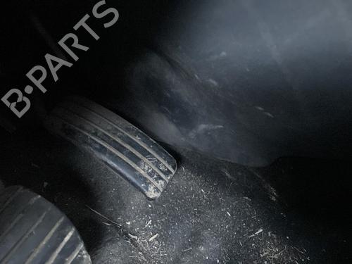 Pedal RENAULT MEGANE II (BM0/1_, CM0/1_) 1.9 dCi (BM0G, CM0G) (120 hp) 32508530