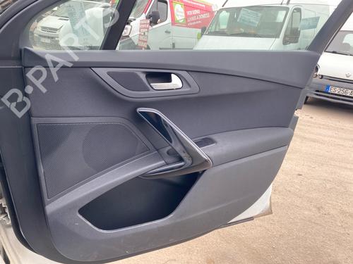 Used Front right panel Front right panel 34360493 34360493