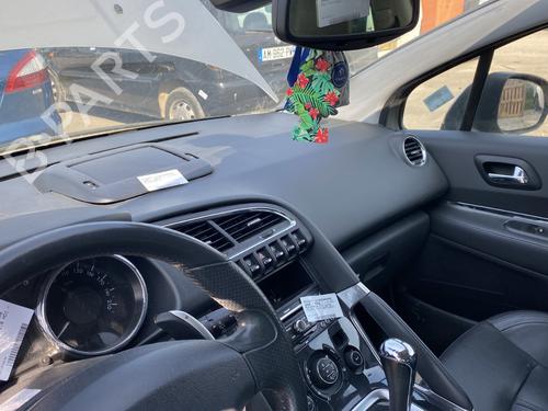 Dashboard PEUGEOT 3008 I MPV (0U_) 1.6 HDi | BP26557421C46 