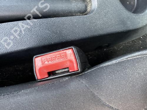 seat-buckle-renault-clio-iii-br01-cr01-2005-2006-2007-2008-2009-2010-2011-2012-2013-2014-31836766 main image