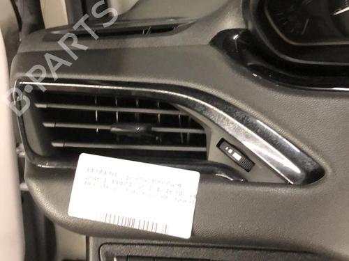 Used Air vent PEUGEOT 208 I (CA_, CC_) 1.6 HDi / BlueHDi 75 (75 hp) 19905215
