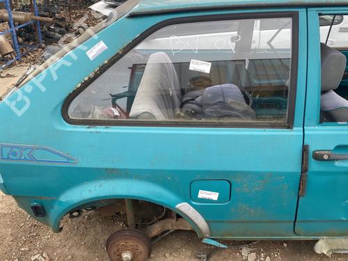 Used Right rear fenders VW POLO Coupe (86C, 80) 1.0 Cat (45 hp) 30460438