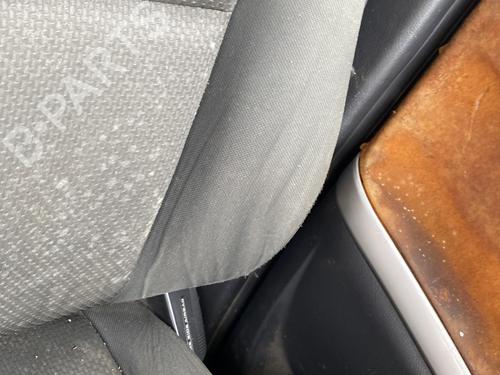 Used Left front seat Left front seat TOYOTA COROLLA Verso (ZER_, ZZE12_, R1_) 2.0 D-4D (CUR10_, CUR10R) (116 hp) 23783215 23783215