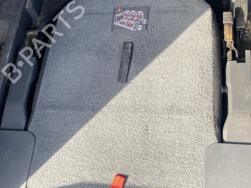 Used Rear seat (3rd row) PEUGEOT 5008 (0U_, 0E_) 2.0 HDi 150 / BlueHDi 150 (150 hp) 28366631