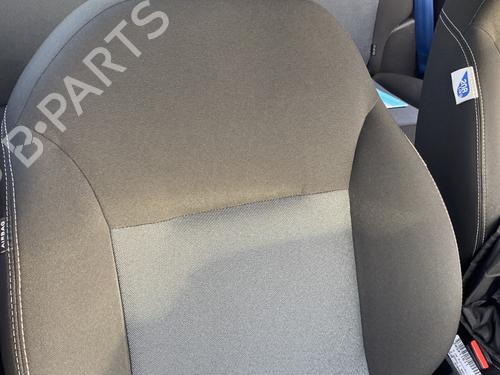 Used Right front seat Right front seat PEUGEOT 208 I (CA_, CC_) 1.2 VTI 82 (82 hp) 31580902 31580902