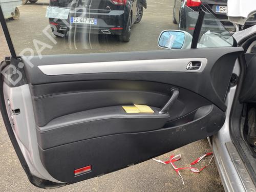 Forra frente esquerda PEUGEOT 407 Coupe (6C_) 2.7 HDi (204 hp) 31972133