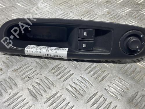 Mando elevalunas delantero izquierdo RENAULT CLIO II (BB_, CB_) 1.2 16V (BB05, BB0W, BB11, BB27, BB2T, BB2U, BB2V, CB05,... (75 hp) 29124452
