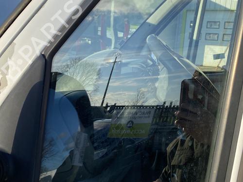 front-left-quarter-glass-peugeot-boxer-van-244-2001-33554629 main image