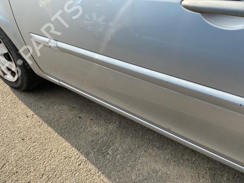 Door moulding trim RENAULT CLIO III (BR0/1, CR0/1) 1.5 dCi (BR17, CR17) | BP29282088C150 